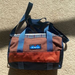 KAVU crossbody bag